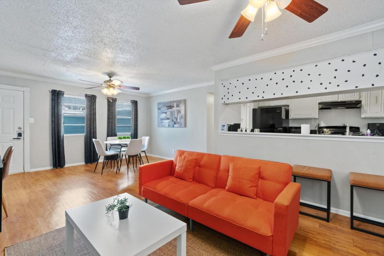 Mins To Downtown - Stunning Haven - Pool *